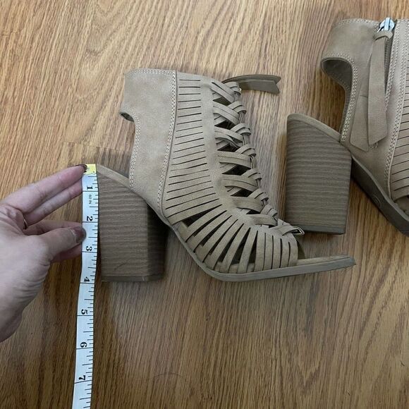 DOLCE VITA tan brown boho peep toe chunk heel size US 6 - Picture 3 of 7